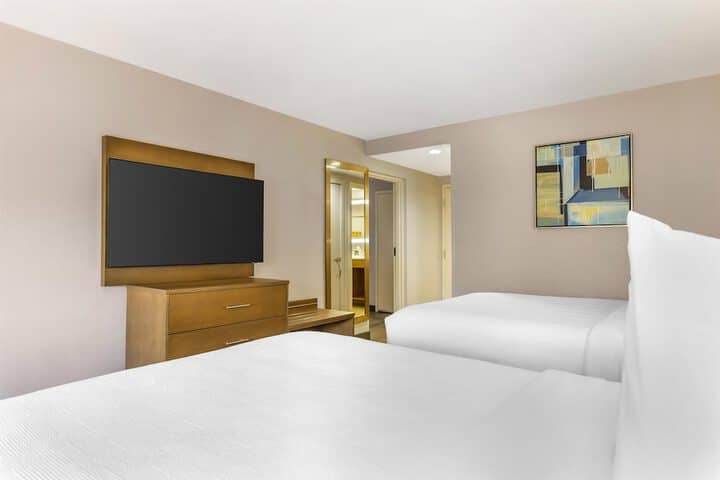 Room 14 of 47